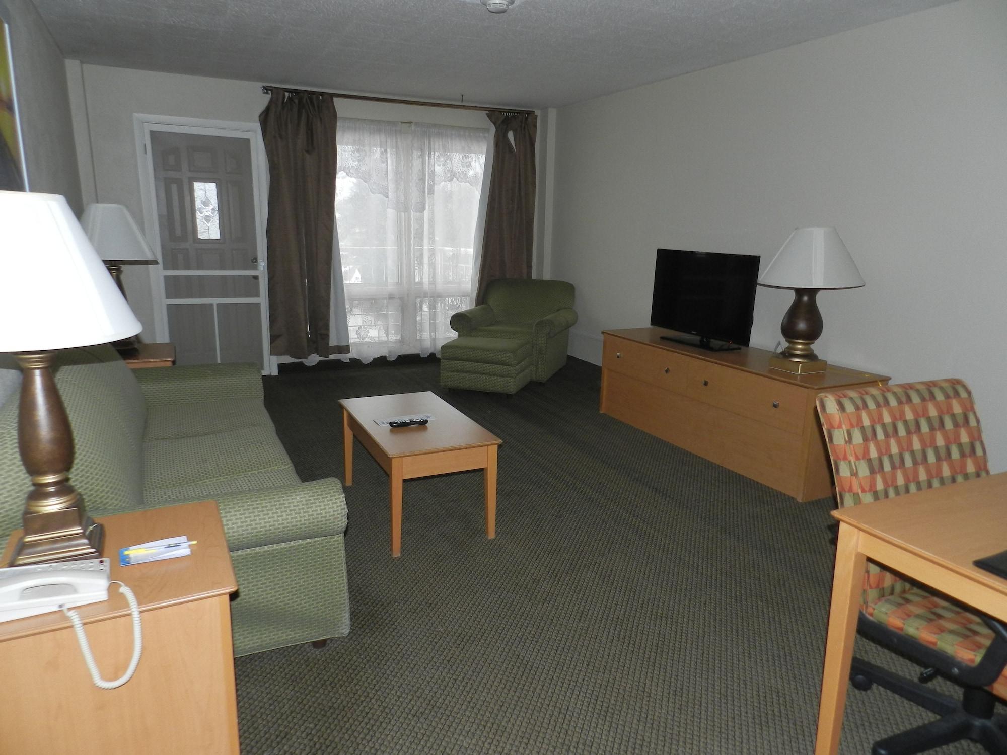 Clarion Pointe Rhinelander Downtown Hotel Eksteriør billede