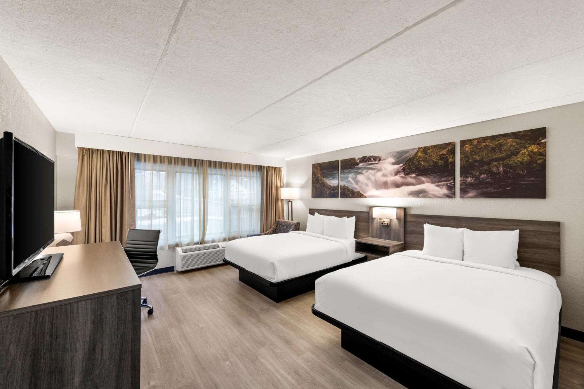 Clarion Pointe Rhinelander Downtown Hotel Eksteriør billede