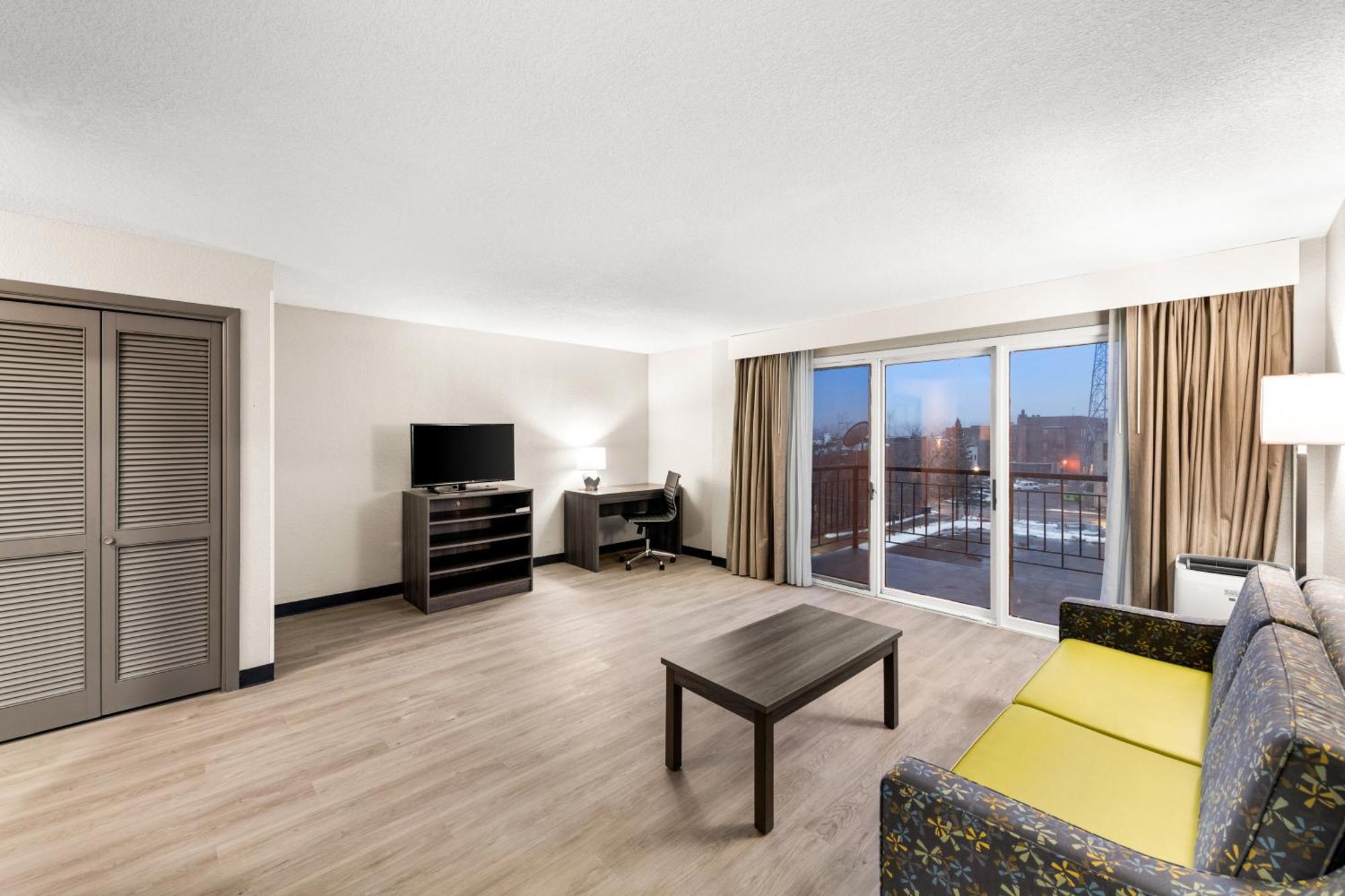 Clarion Pointe Rhinelander Downtown Hotel Eksteriør billede