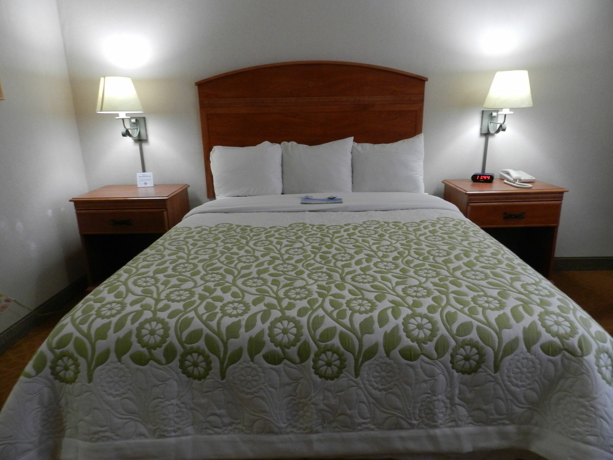 Clarion Pointe Rhinelander Downtown Hotel Eksteriør billede