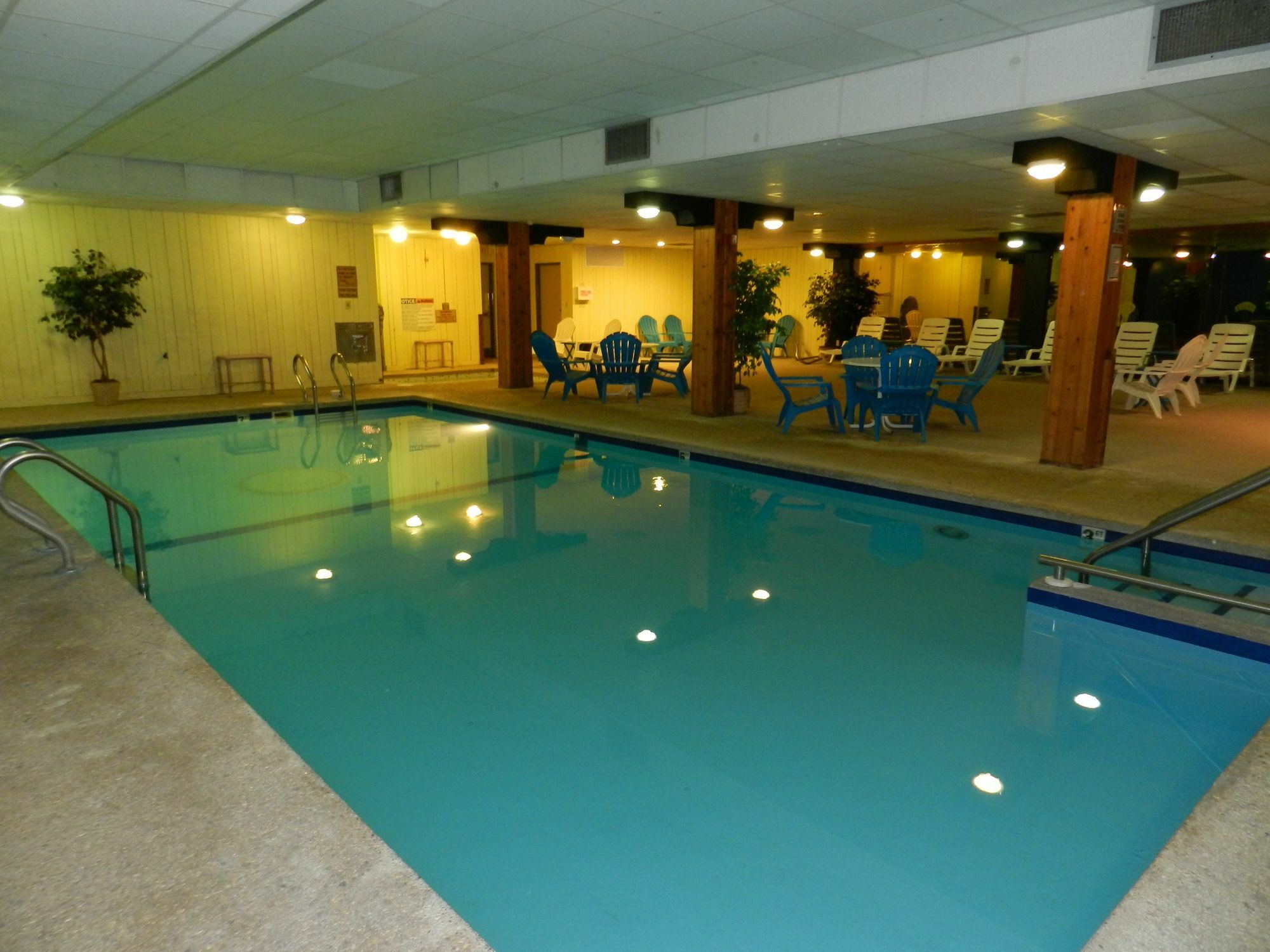 Clarion Pointe Rhinelander Downtown Hotel Eksteriør billede